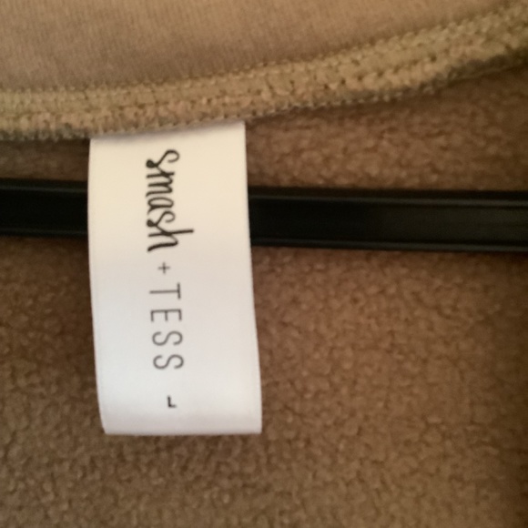 Smash and Tess light brown hoodie. Large. Barely worn - Picture 3 of 3